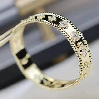 [Vicky]CLOVER ARMBAND 8MM DIAMANTEN