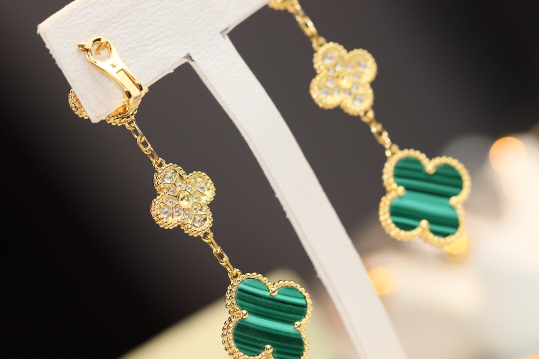 [Vicky]CLOVER EARRINGS GOLD MALACHITE DIAMOND 3 MOTIF