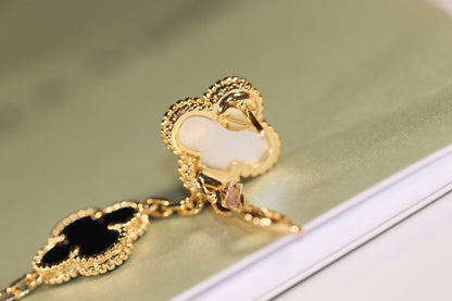 [Vicky]CLOVER EARRINGS GOLD ONYX MOP 3 MOTIF