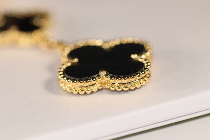 [Vicky]CLOVER EARRINGS GOLD ONYX MOP 3 MOTIF