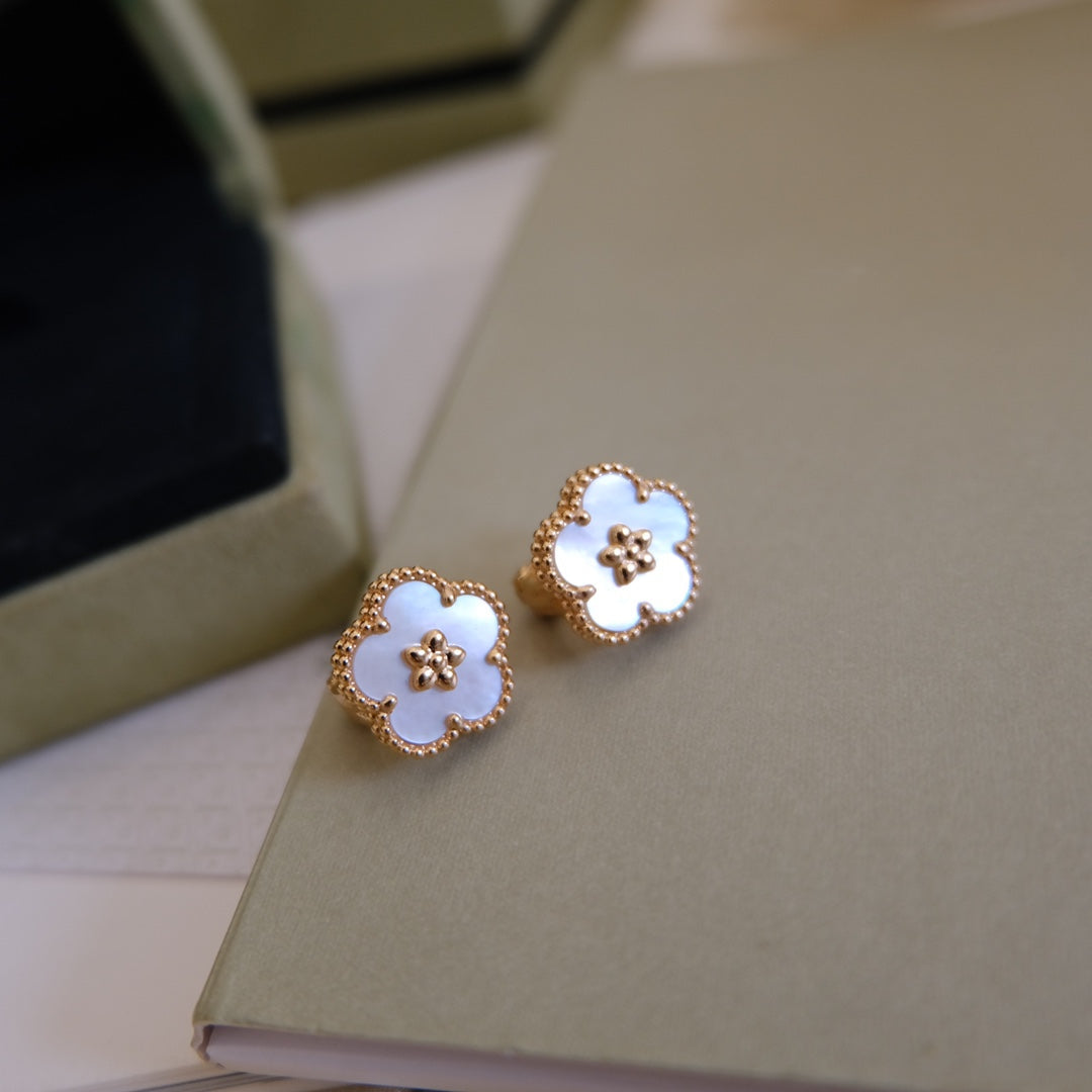 [Vicky]LUCKY PINK GOLD WHITE MOP EARRINGS