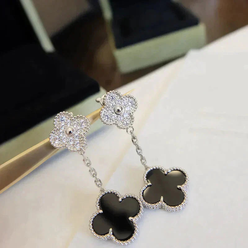 [Vicky]CLOVER 2 MOTIFS  DIAMOND ONYX EARRINGS SILVER