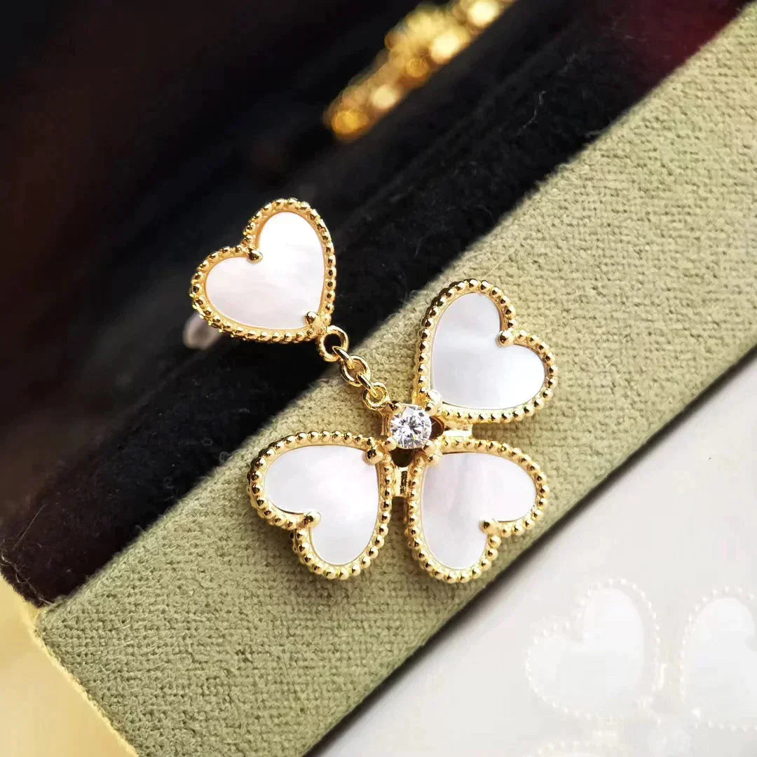 [Vicky]CLOVER SWEET WHITE MOP EARRINGS