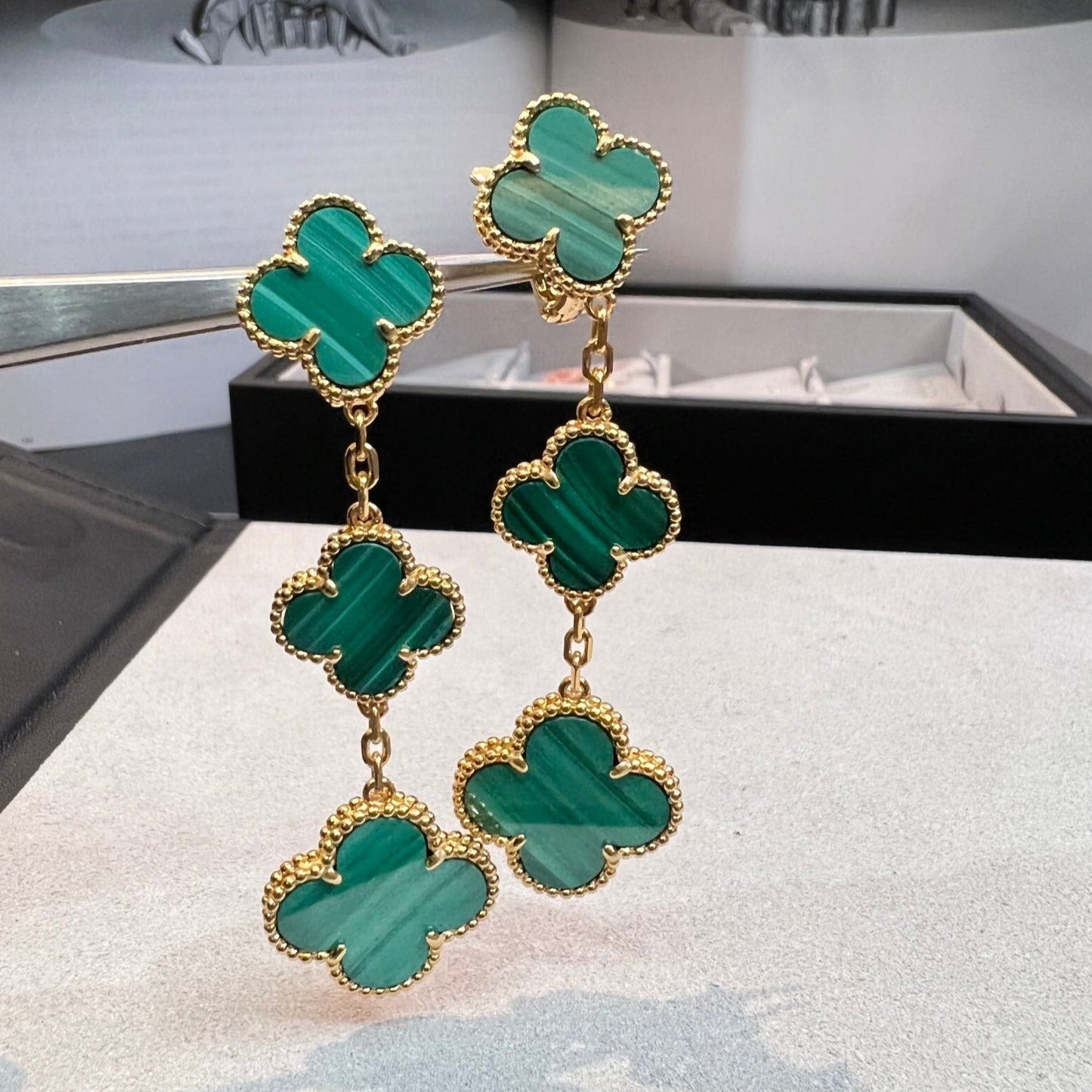 [Vicky]CLOVER MALACHITE 3 MOTIFS GOLD