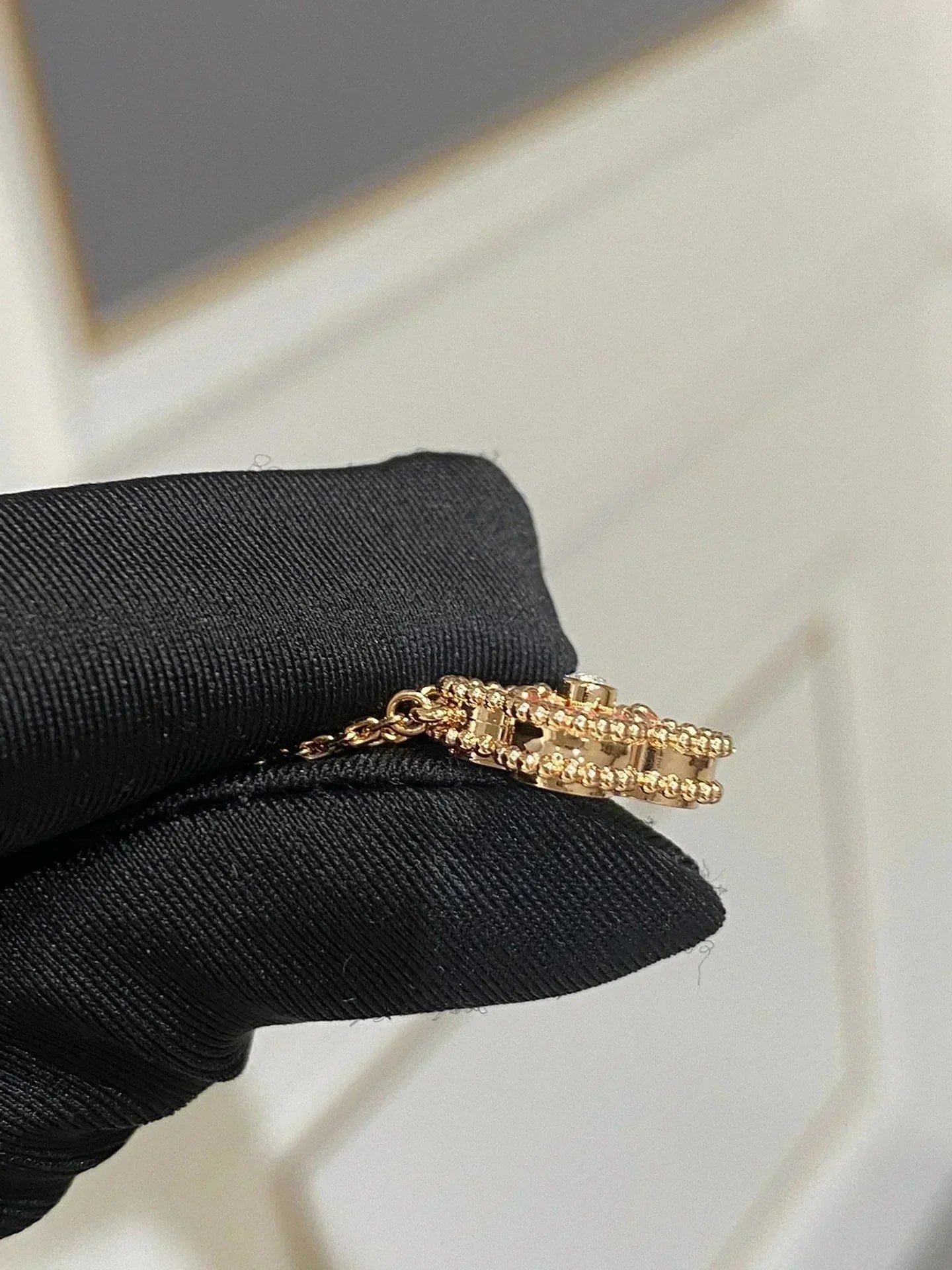 [Vicky]CLOVER 15MM DIAMOND RHODONITE NECKLACE