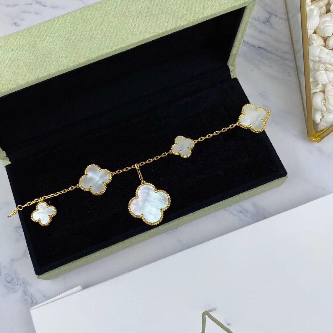 [Vicky]MAGIC CLOVER MOP GOLD BRACELET 5 MOTIFS