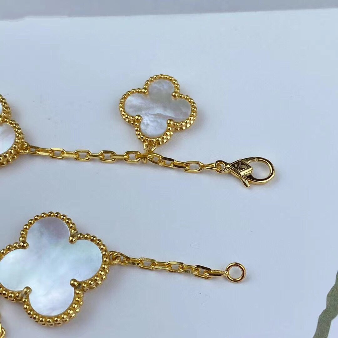 [Vicky] MAGIC CLOVER MOP GOLDARMBAND 5 MOTIVE
