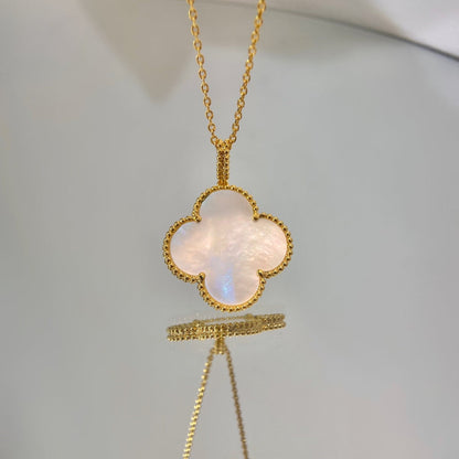 [Vicky]CLOVER 25MM MOP LARGE PENDANT NECKLACE