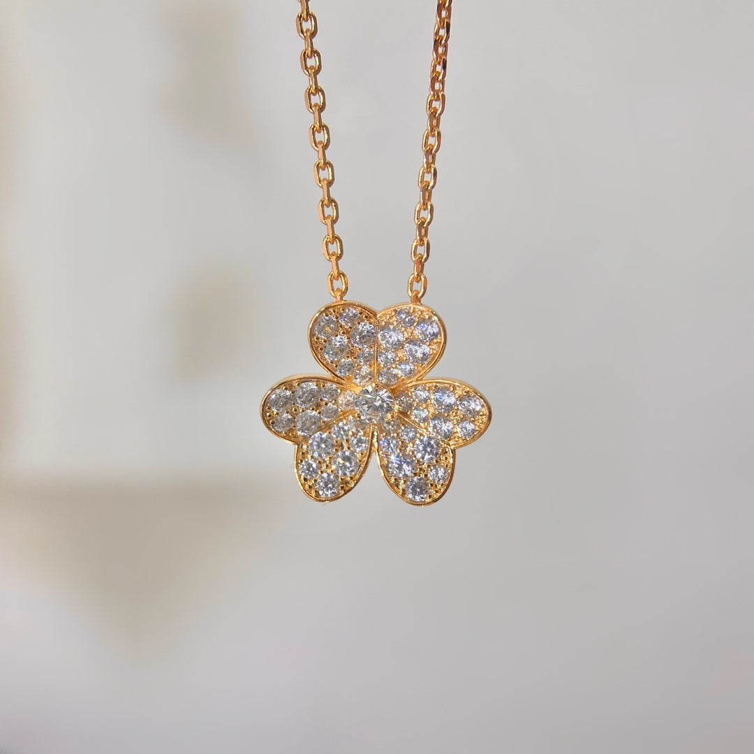 [Vicky]FLOWER DIAMOND NECKLACE