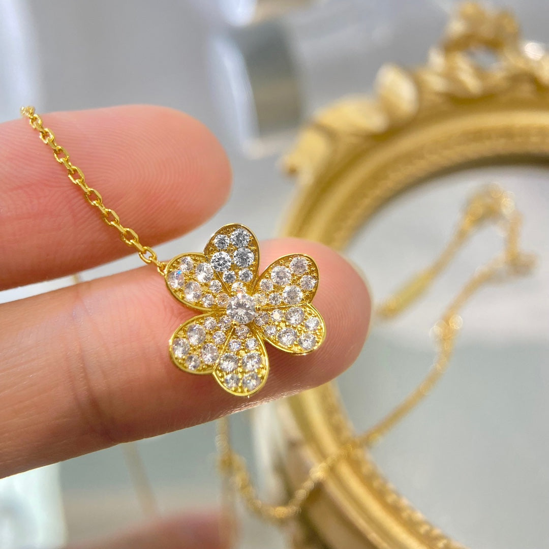 [Vicky]FLOWER DIAMOND NECKLACE