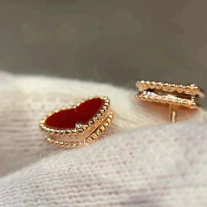 [Vicky]HEART CARNELIAN STUD EARRINGS