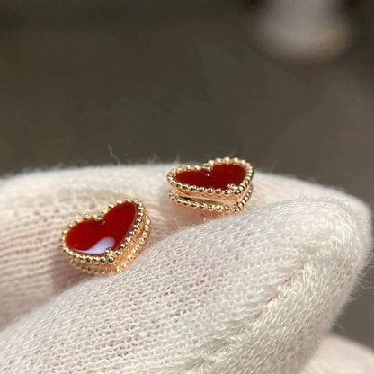 [Vicky]HEART CARNELIAN STUD EARRINGS