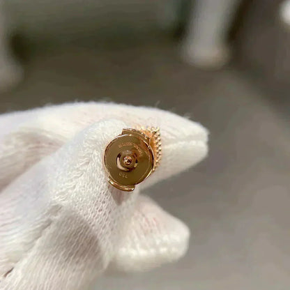 [Vicky]HEART CARNELIAN STUD EARRINGS