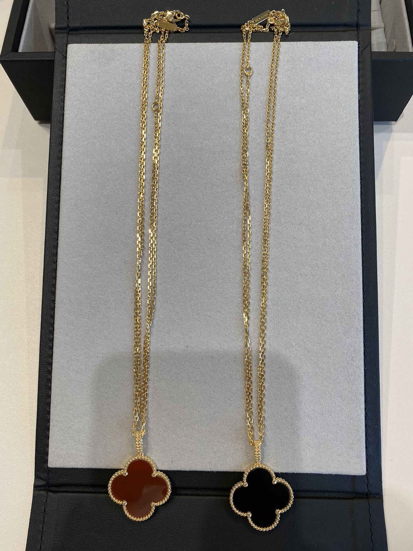 [Vicky]CLOVER 25MM NECKLACE GOLD CARNELIAN