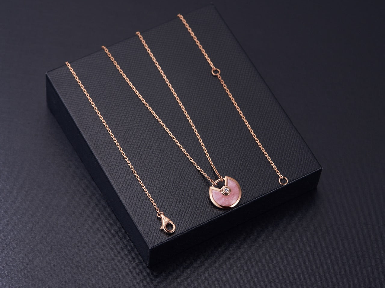 [Vicky]AMULETTE ROSE GOLD PINK MOP NECKLACE