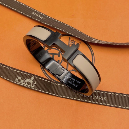 [Vicky]H BRACELET 12MM BLACK BEIGE CERAMIC