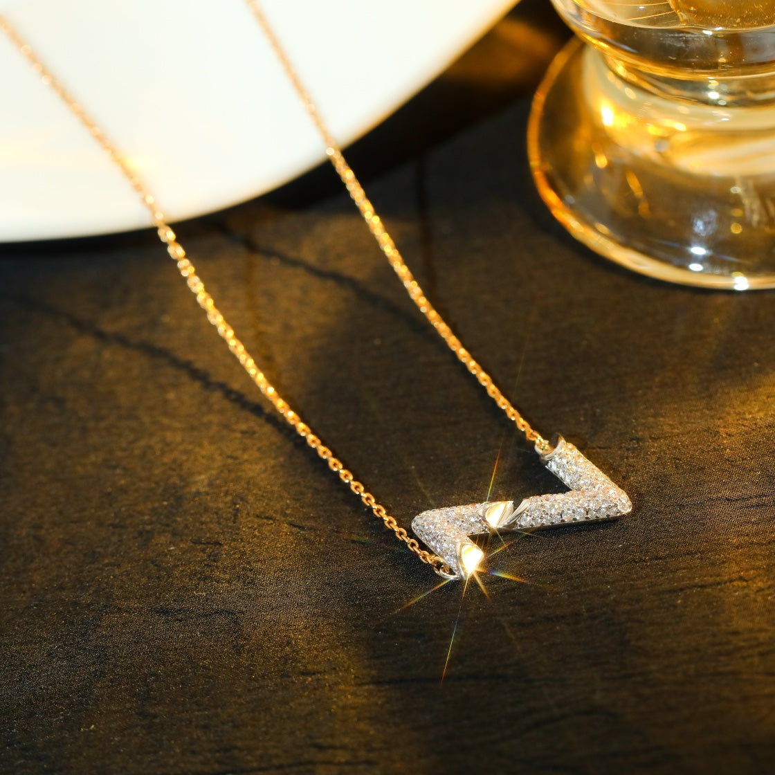 [Vicky]VOLT SILVER DIAMOND PEDANT NECKLACE