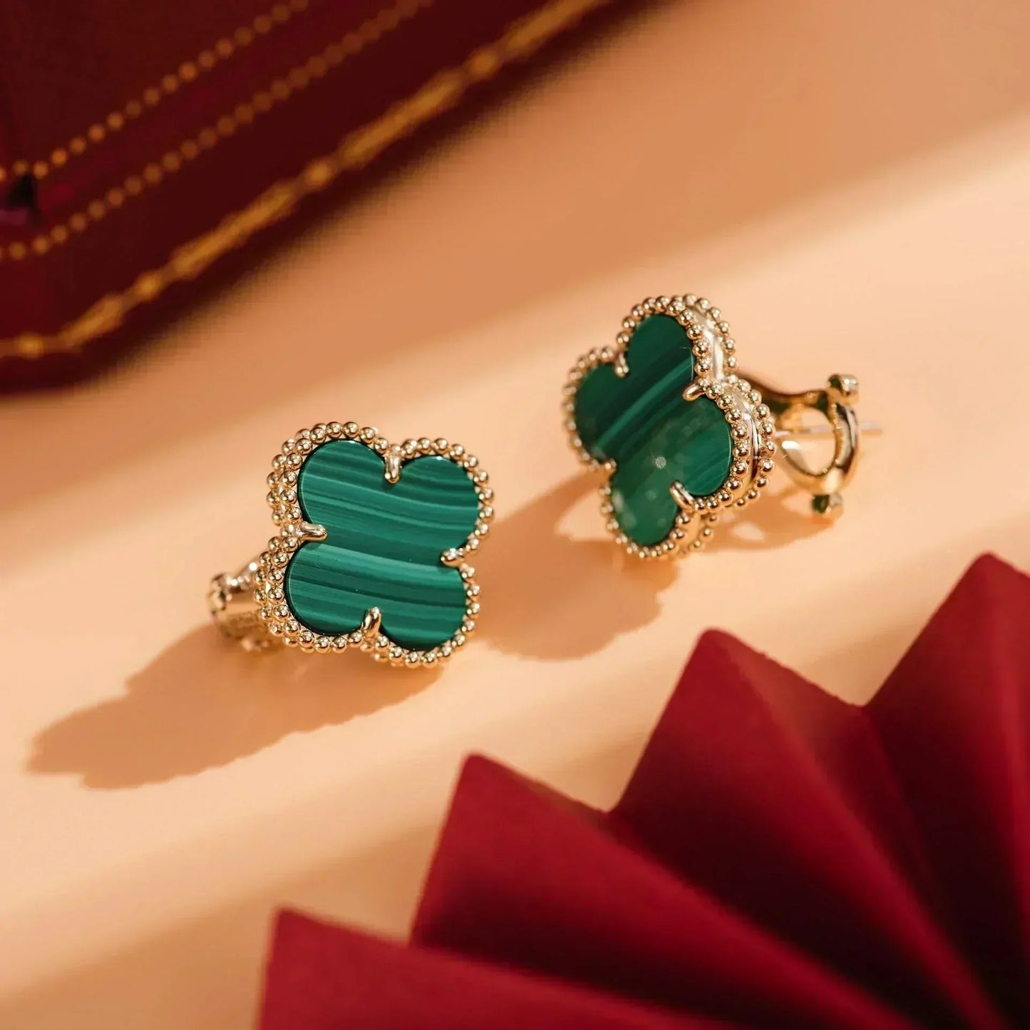 [Vicky]CLOVER MEDIUM 1 MOTIFS MALACHITE  EARRINGS