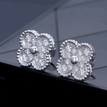 [Vicky]CLOVER 1 MOTIFS DIAMOND STUD EARRINGS SILVER