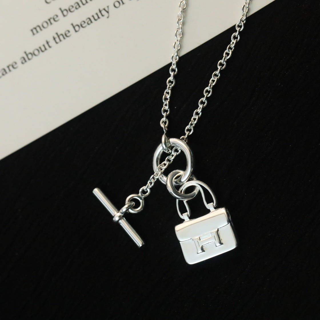 [Vicky]POP H PEDANT SILVER NECKLACE
