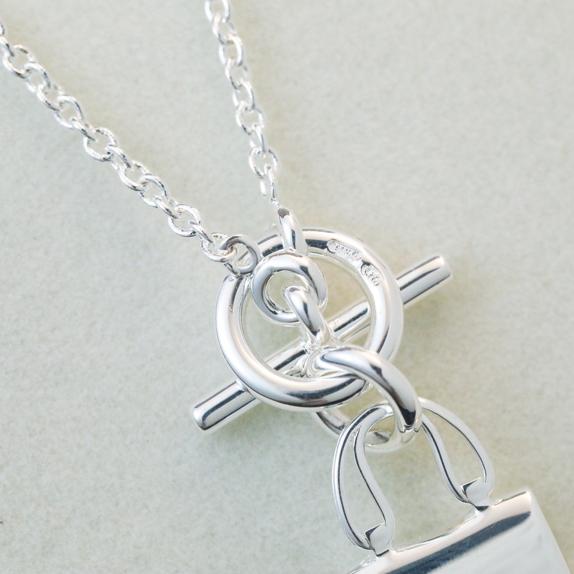 [Vicky]POP H PEDANT SILVER NECKLACE