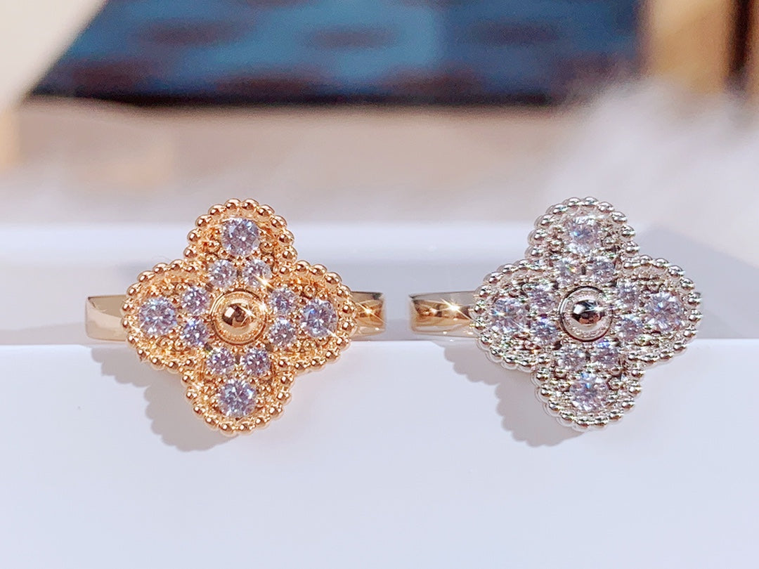 [Vicky]CLOVER DIAMOND RING