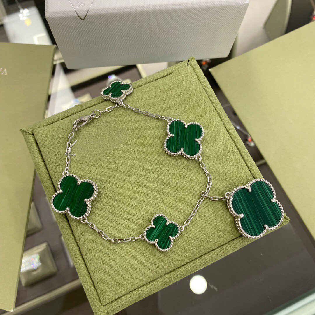 [Vicky]CLOVER 5 MOTIFS SIVLER MALACHITE BRACELET