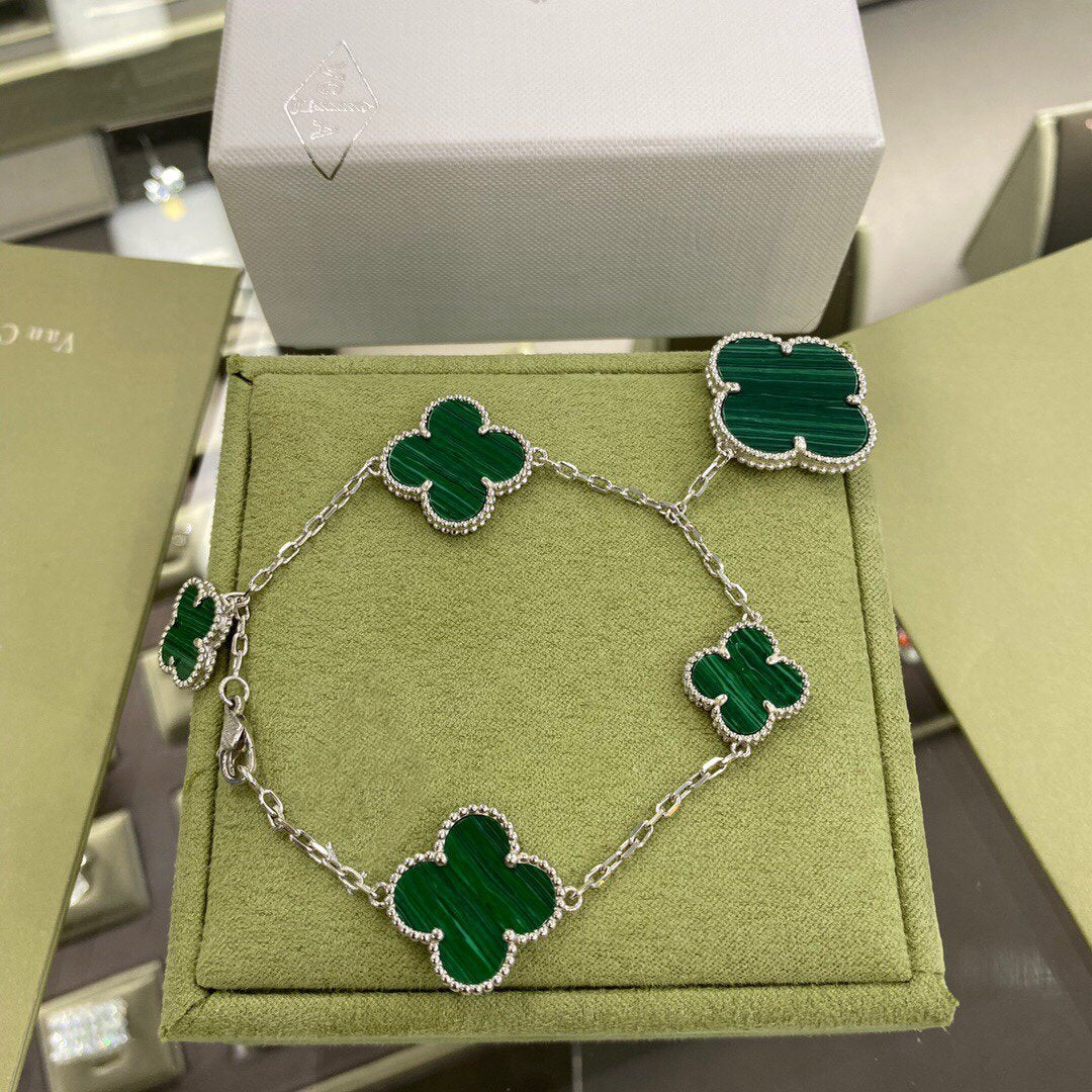 [Vicky]CLOVER 5 MOTIFS SIVLER MALACHITE BRACELET