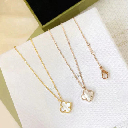 [Vicky]CLOVER MINI 9.5MM WHITE MOTHER-OF-PEARL NECKLACE