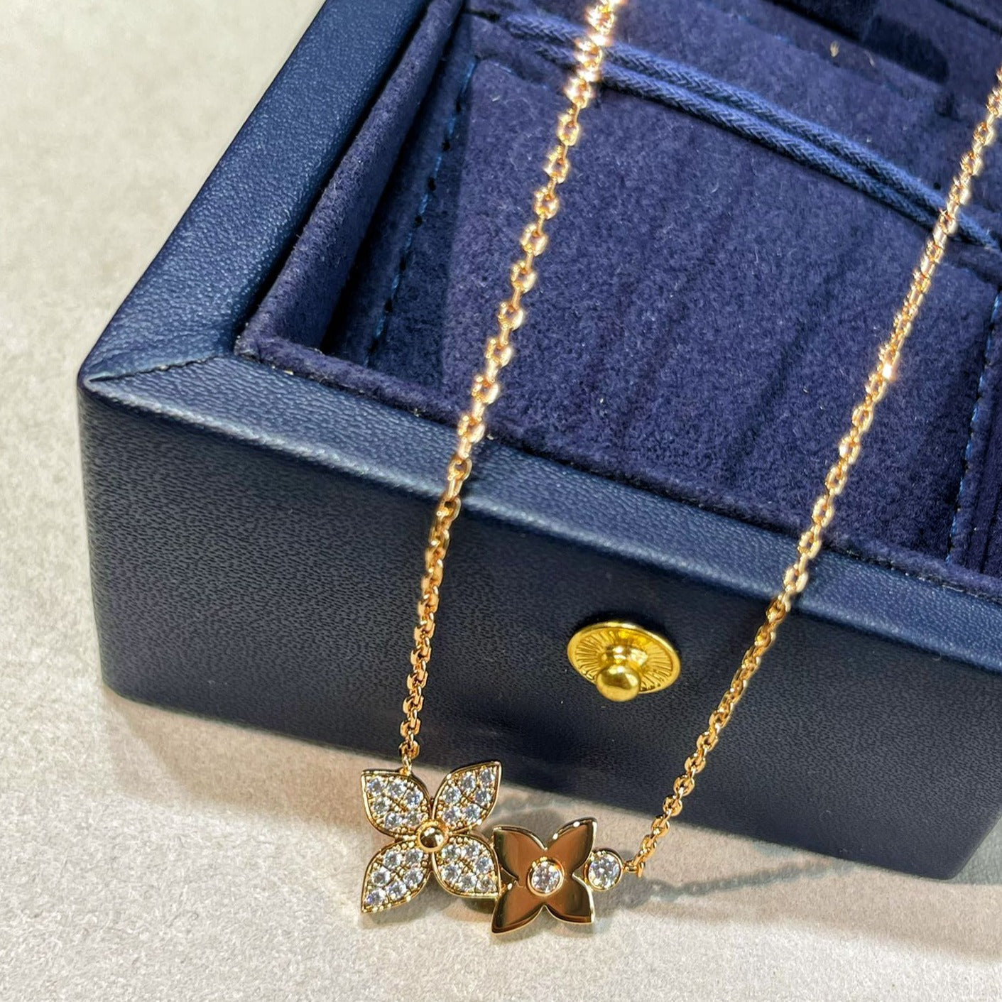 [Vicky]STAR BLOSSOM NECKLACE PINK GOLD DIAMONDS