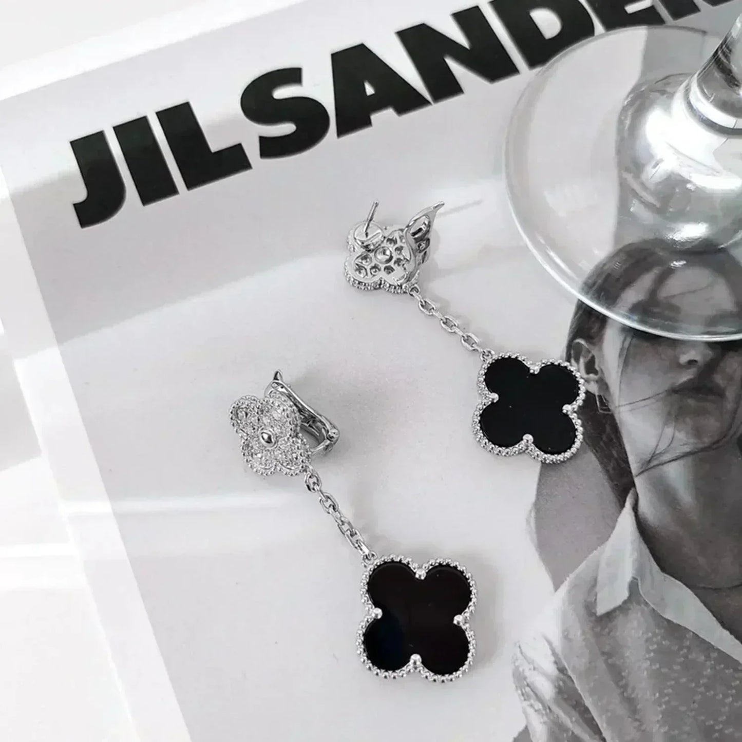 [Vicky]CLOVER 2 MOTIFS  DIAMOND ONYX EARRINGS SILVER