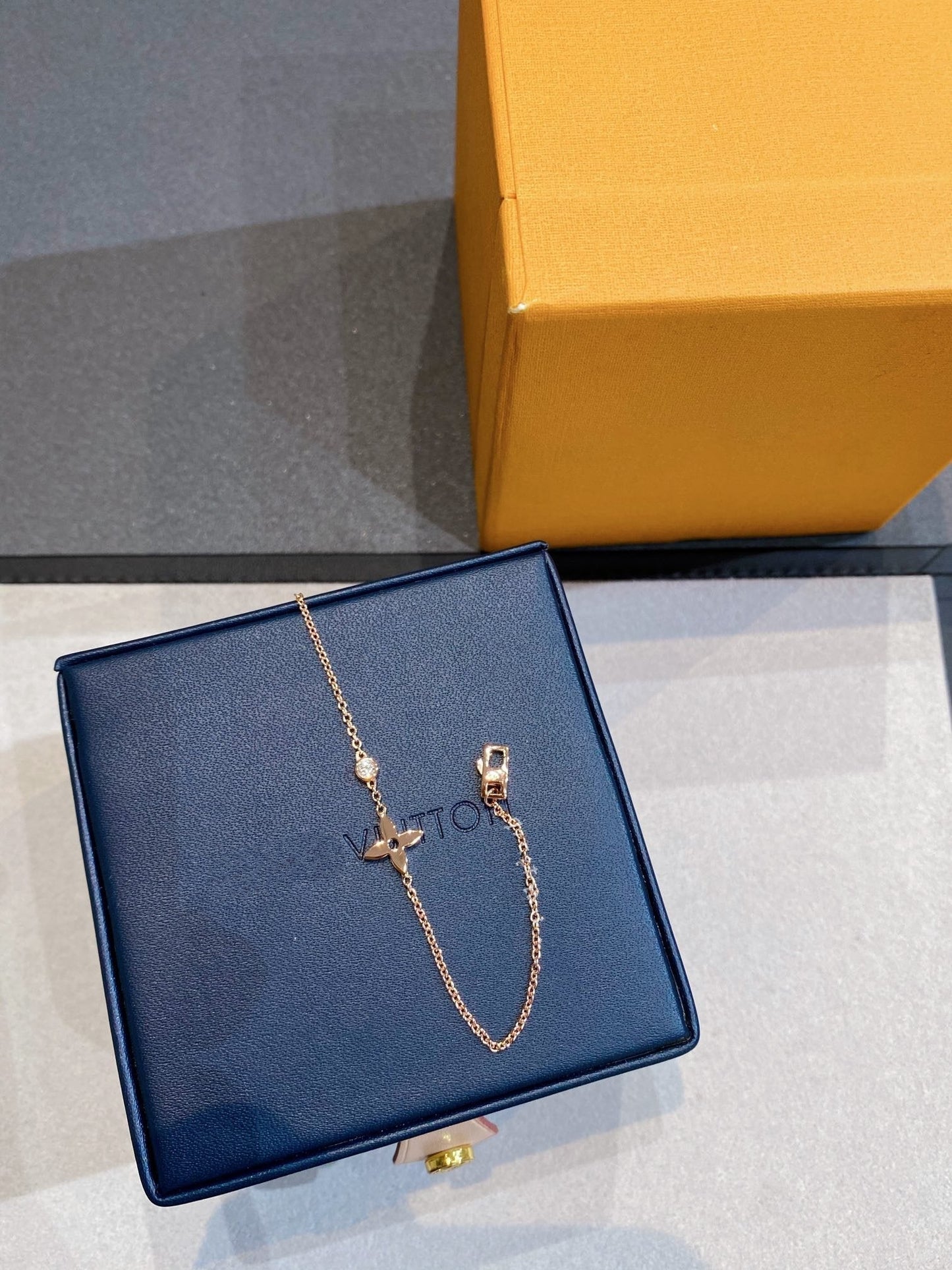 [Vicky]STAR DIAMOND PINK GOLD BRACELET