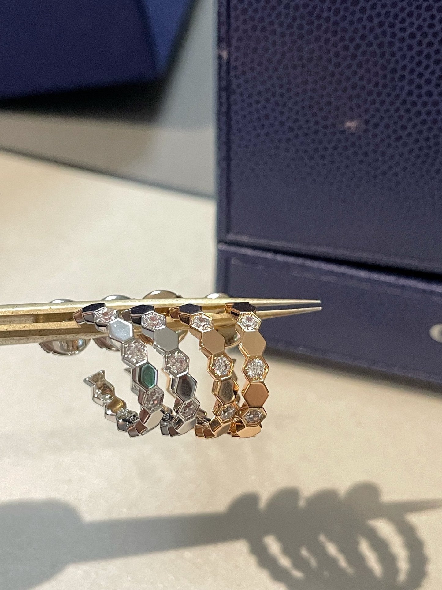 [Vicky]Hollow Design Four-Leaf Clover Flower Shape Earrings