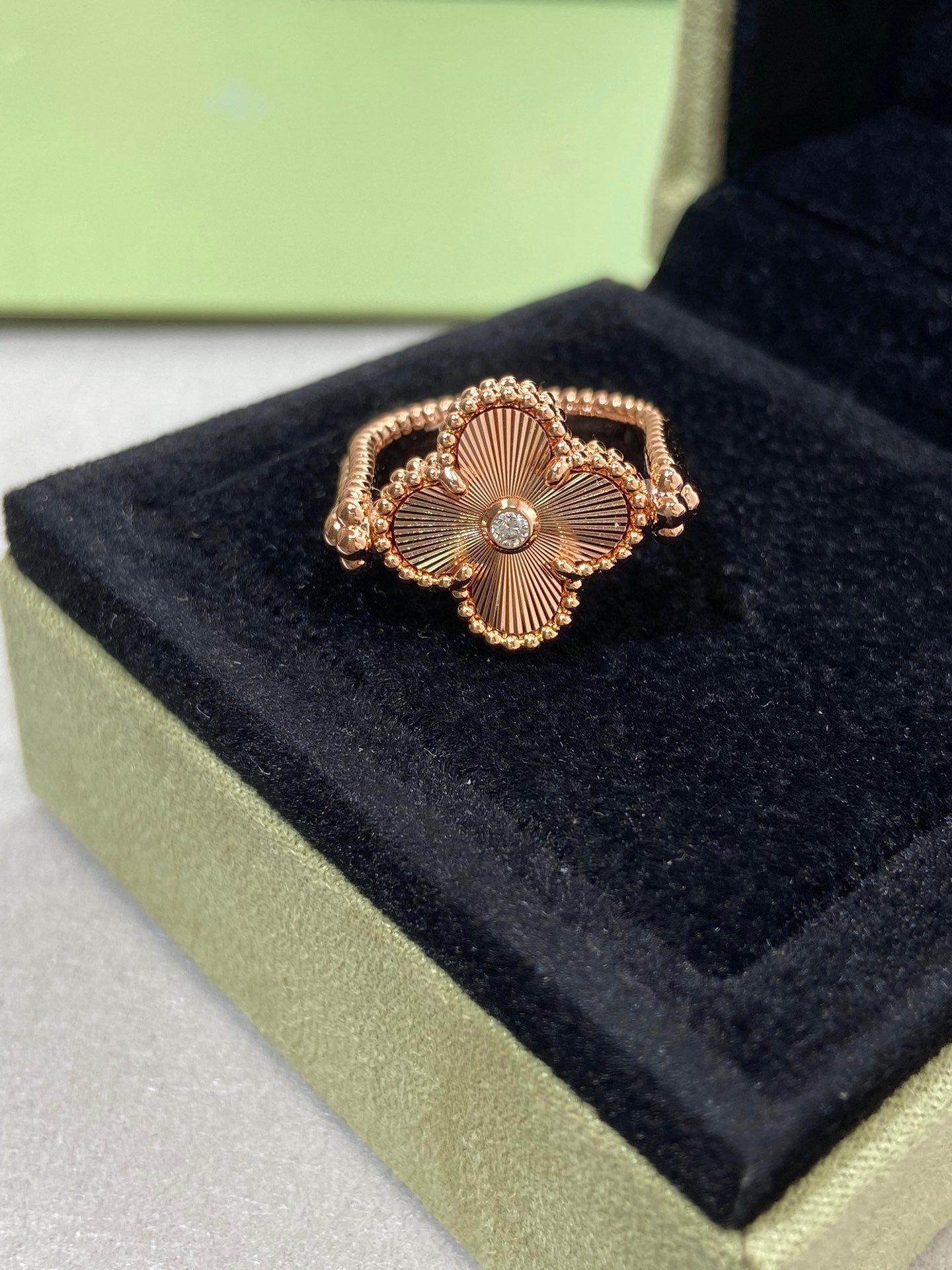 [Vicky]CLOVER RIVERSIBLE ROSE GOLD RING