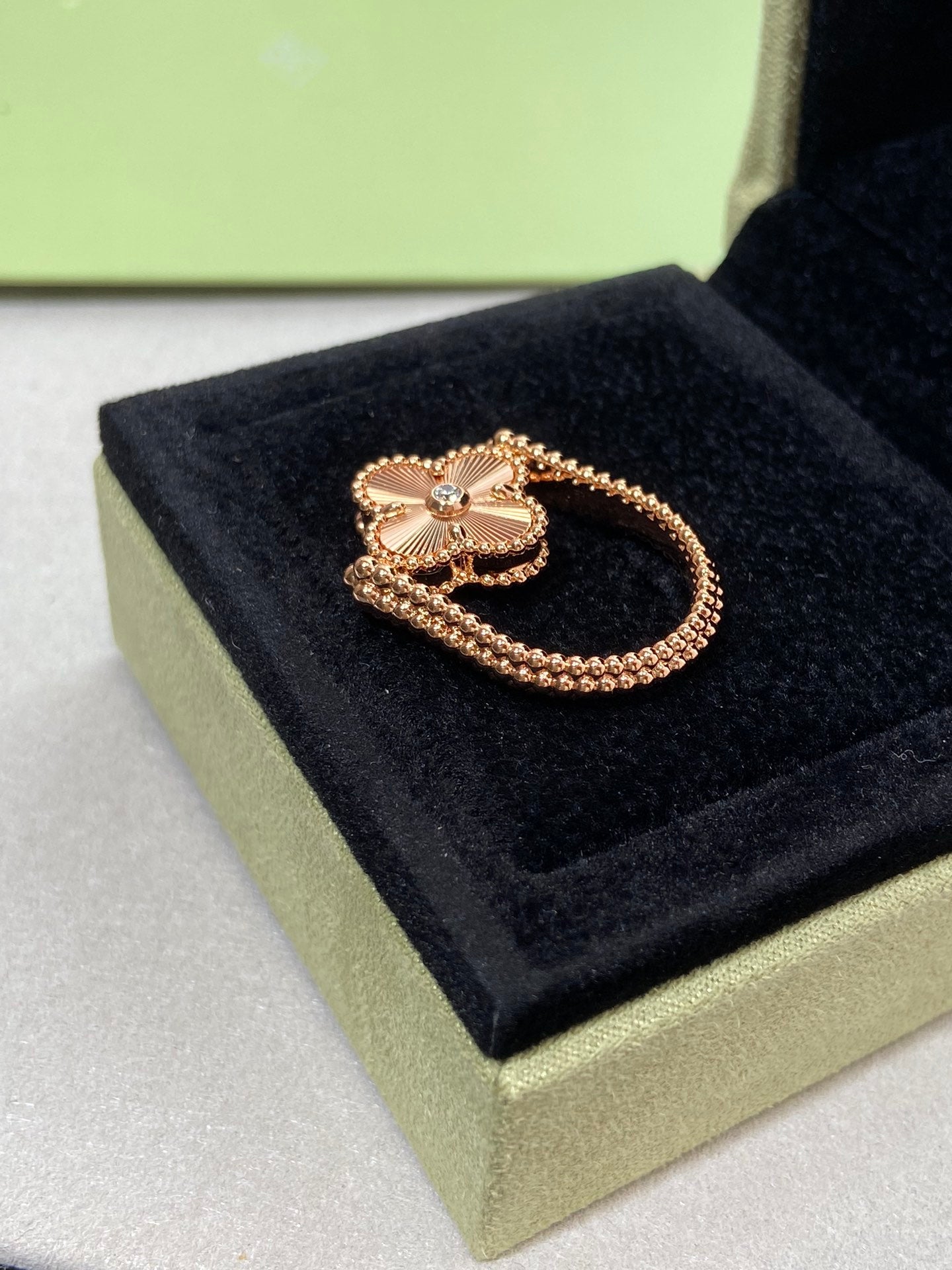 [Vicky]CLOVER RIVERSIBLE ROSE GOLD RING