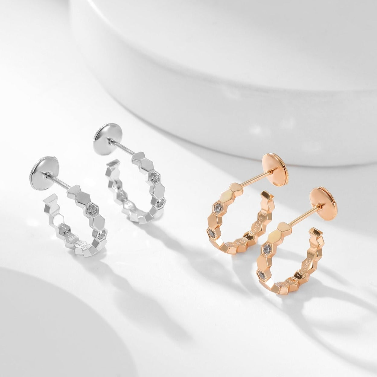 [Vicky]BEE LOVE DIAMOND HOOP EARRINGS