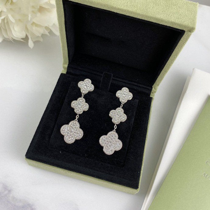 [Vicky]CLOVER 3 MOTIF DIAMOND SILVER DROP EARRINGS