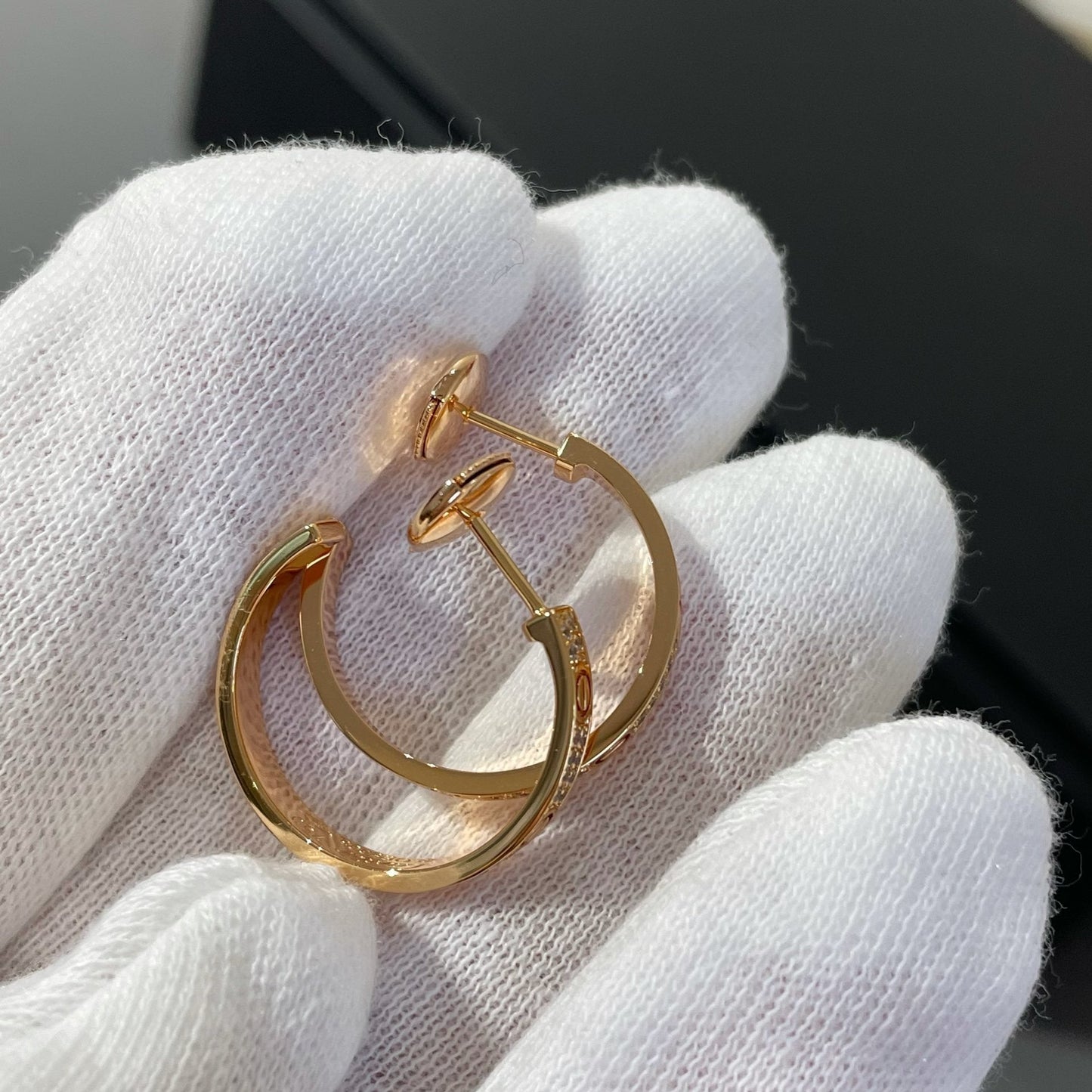 [Vicky]LOVE DIAMOND PINK GOLD HOOP EARRINGS