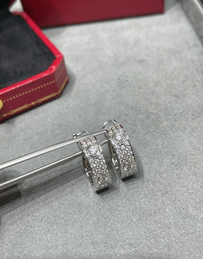 [Vicky]LOVE 5.5MM DIAMOND PAVED EARRINGS