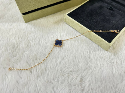 [Vicky]CLOVER 1 MOTIF PIETERSITE BRACELET