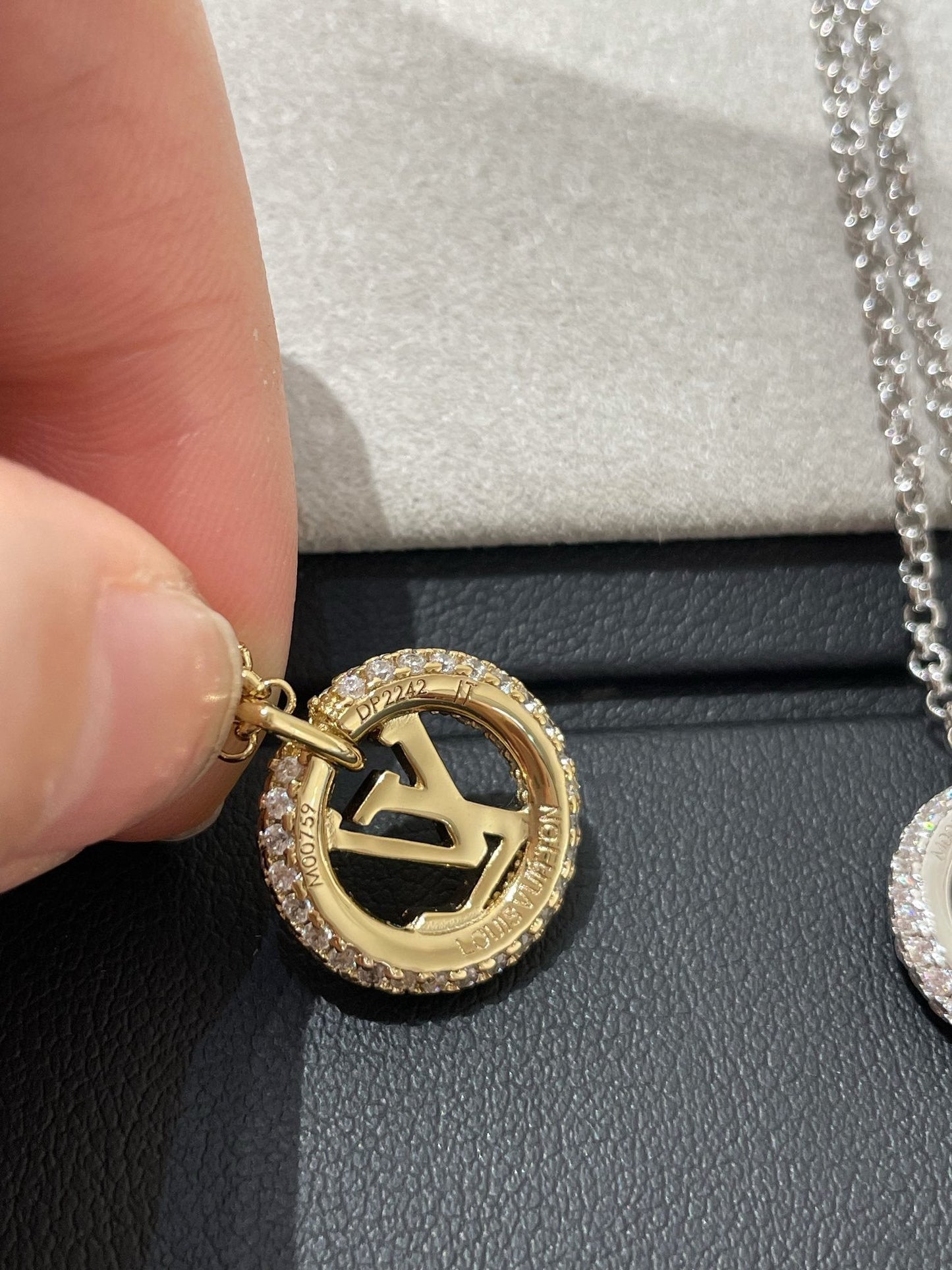 [Vicky]BY NIGHT DIAMOND PAVED NECKLACE