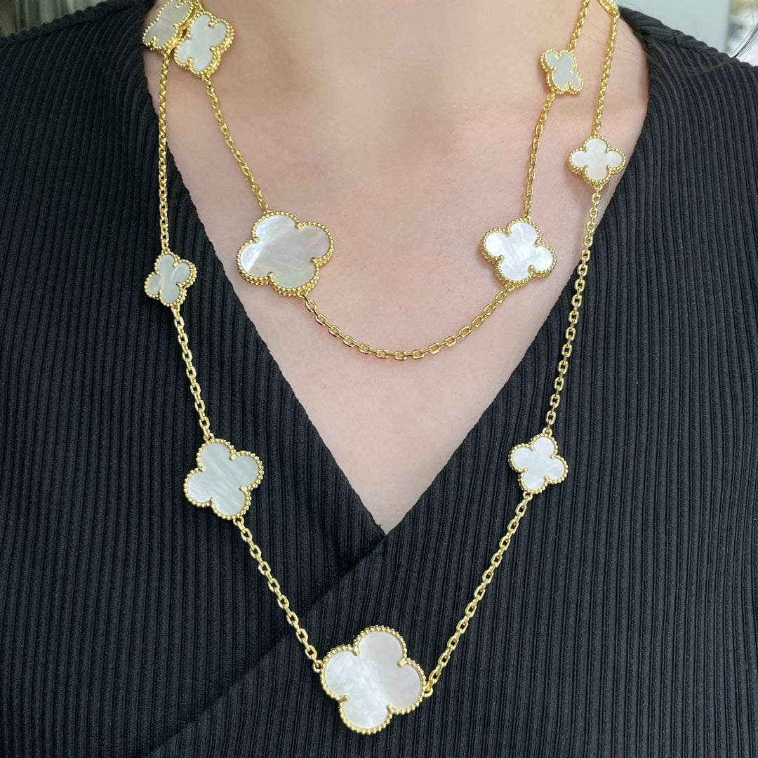 [Vicky]CLOVER 16 MOTIF WHITE MOP GOLD NECKLACE