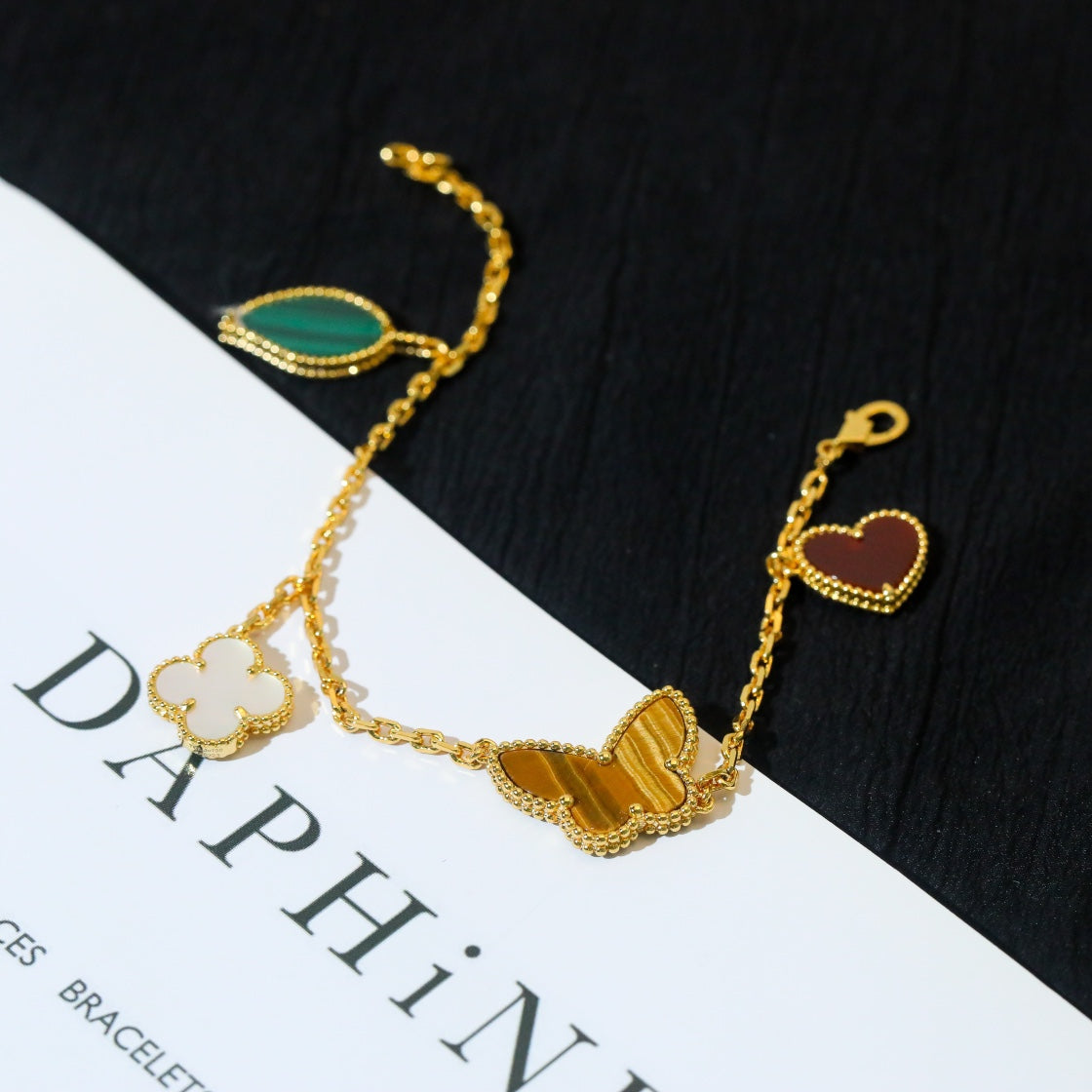 [Vicky]LUCKY SPRING 5 MOTIF GOLD BRACELET