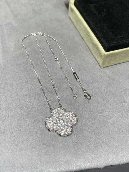 [Vicky]CLOVER 25MM LARGE PENDANT DIAMOND PAVED SILVER NECKLACE