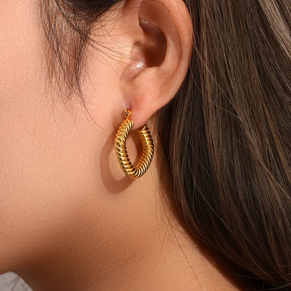 [Royal Vicky]Emani Twist Square Earrings