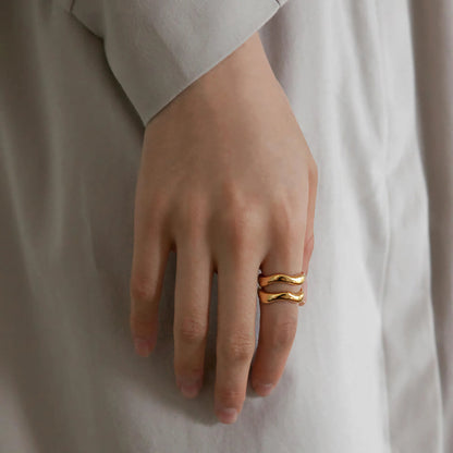 [Royal Vicky]Lunaria Gold Wave Ring