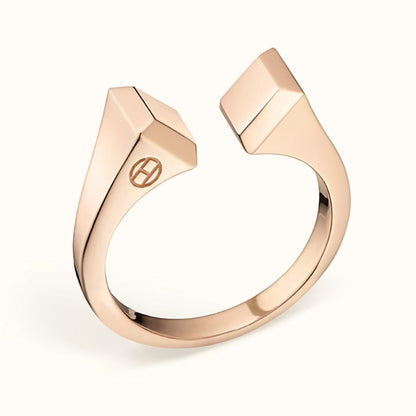 [Vicky]THE CONE RIVET RING IS OPEN AND ONE SIZE FITS ALL