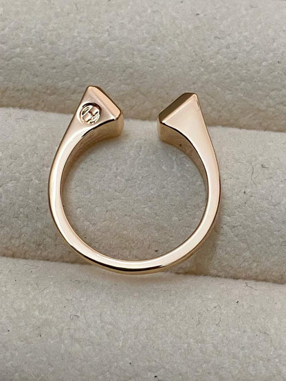 [Vicky]THE CONE RIVET RING IS OPEN AND ONE SIZE FITS ALL