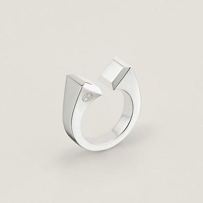 [Vicky]THE CONE RIVET RING IS OPEN AND ONE SIZE FITS ALL