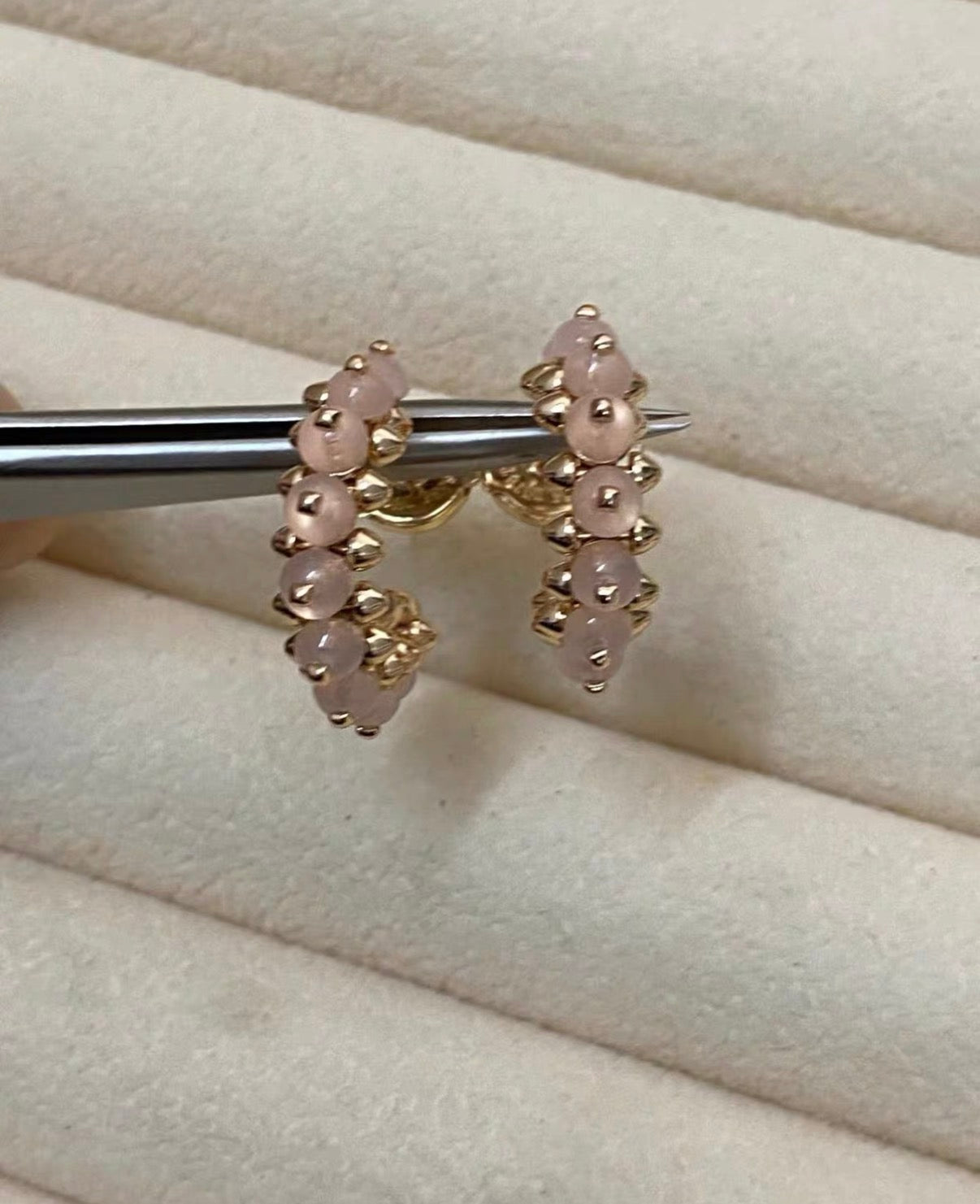 [Vicky]CLASH COLLECTION AGATE CHALCEDONY STUD EARRINGS